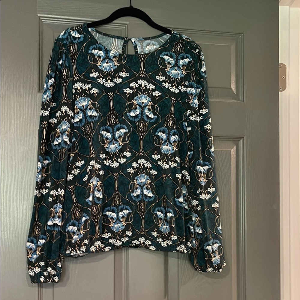 LOFT Blue and White Relaxed Graphic Blouse